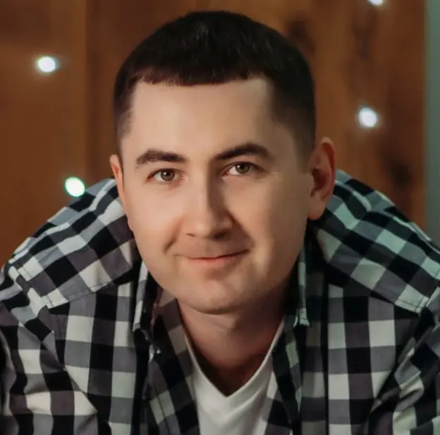 Max Senior Development Manager